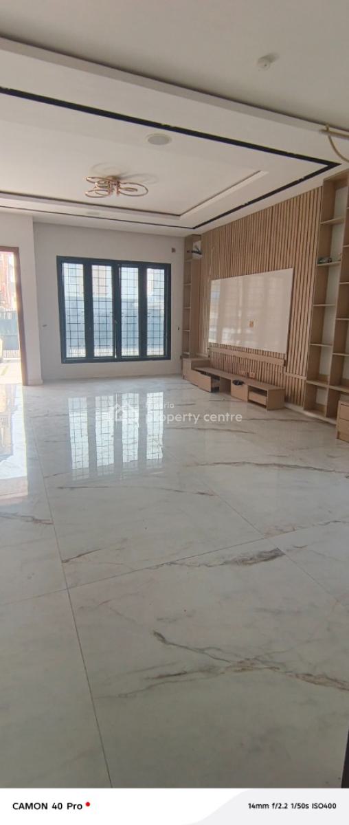 Beautiful Service 4 Bedroom Duplex in Ologolo, Off Ologolo Road, Ologolo, Lekki, Lagos, Semi-detached Duplex for Rent