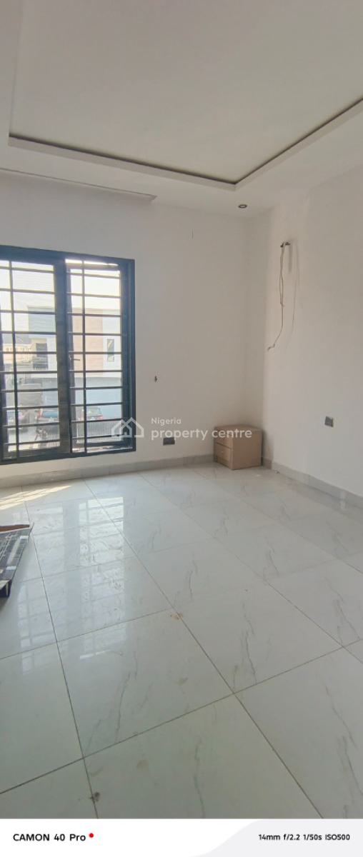 Beautiful Service 4 Bedroom Duplex in Ologolo, Off Ologolo Road, Ologolo, Lekki, Lagos, Semi-detached Duplex for Rent