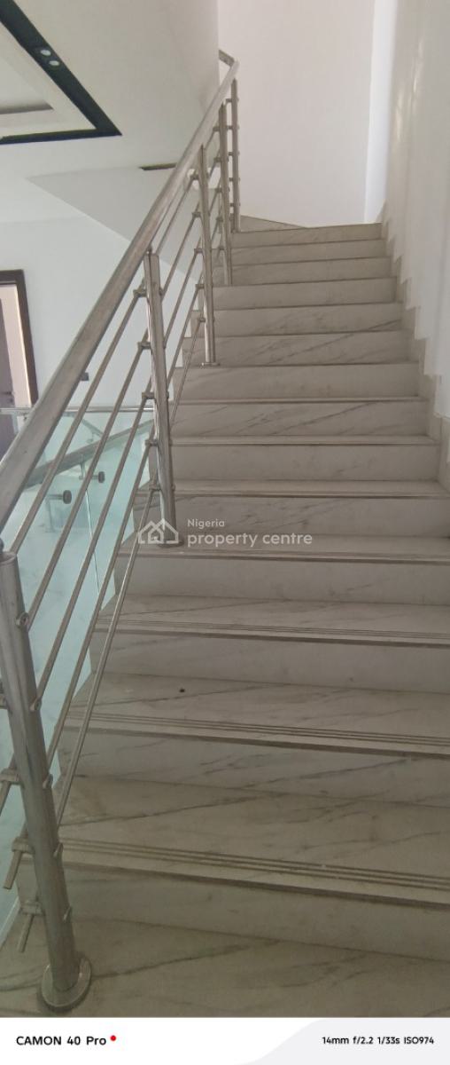 Beautiful Service 4 Bedroom Duplex in Ologolo, Off Ologolo Road, Ologolo, Lekki, Lagos, Semi-detached Duplex for Rent