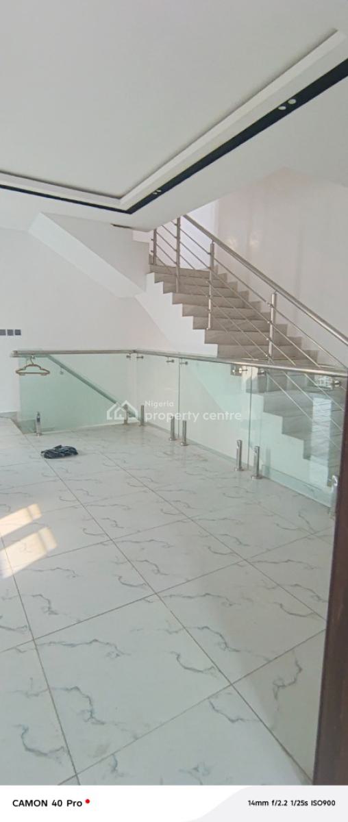 Beautiful Service 4 Bedroom Duplex in Ologolo, Off Ologolo Road, Ologolo, Lekki, Lagos, Semi-detached Duplex for Rent