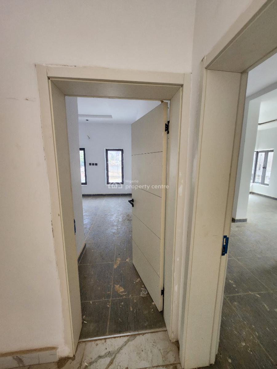 Newly Built Spacious 3 Bedroom Apartment with Bq in Jahi, Jahi, Jahi, Abuja, Block of Flats for Sale