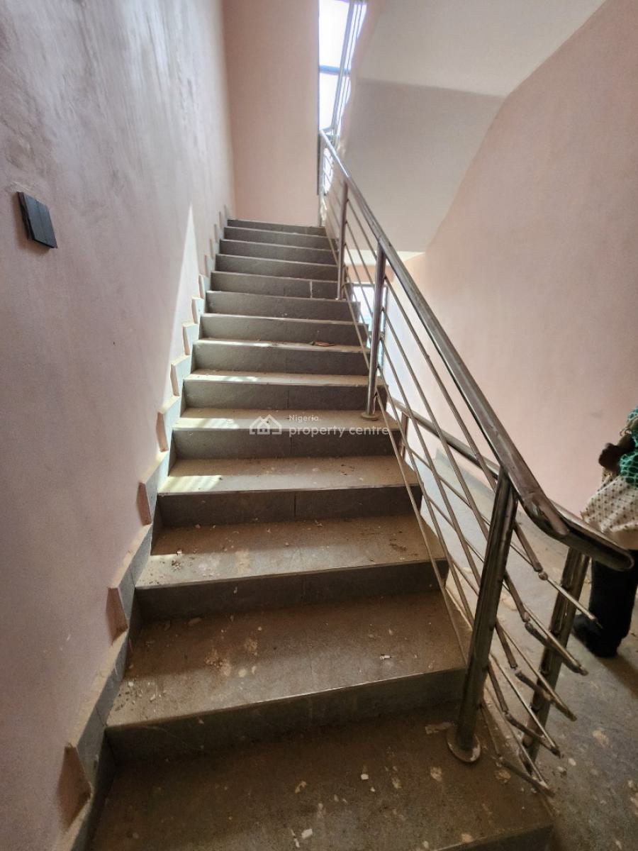 Newly Built Spacious 3 Bedroom Apartment with Bq in Jahi, Jahi, Jahi, Abuja, Block of Flats for Sale