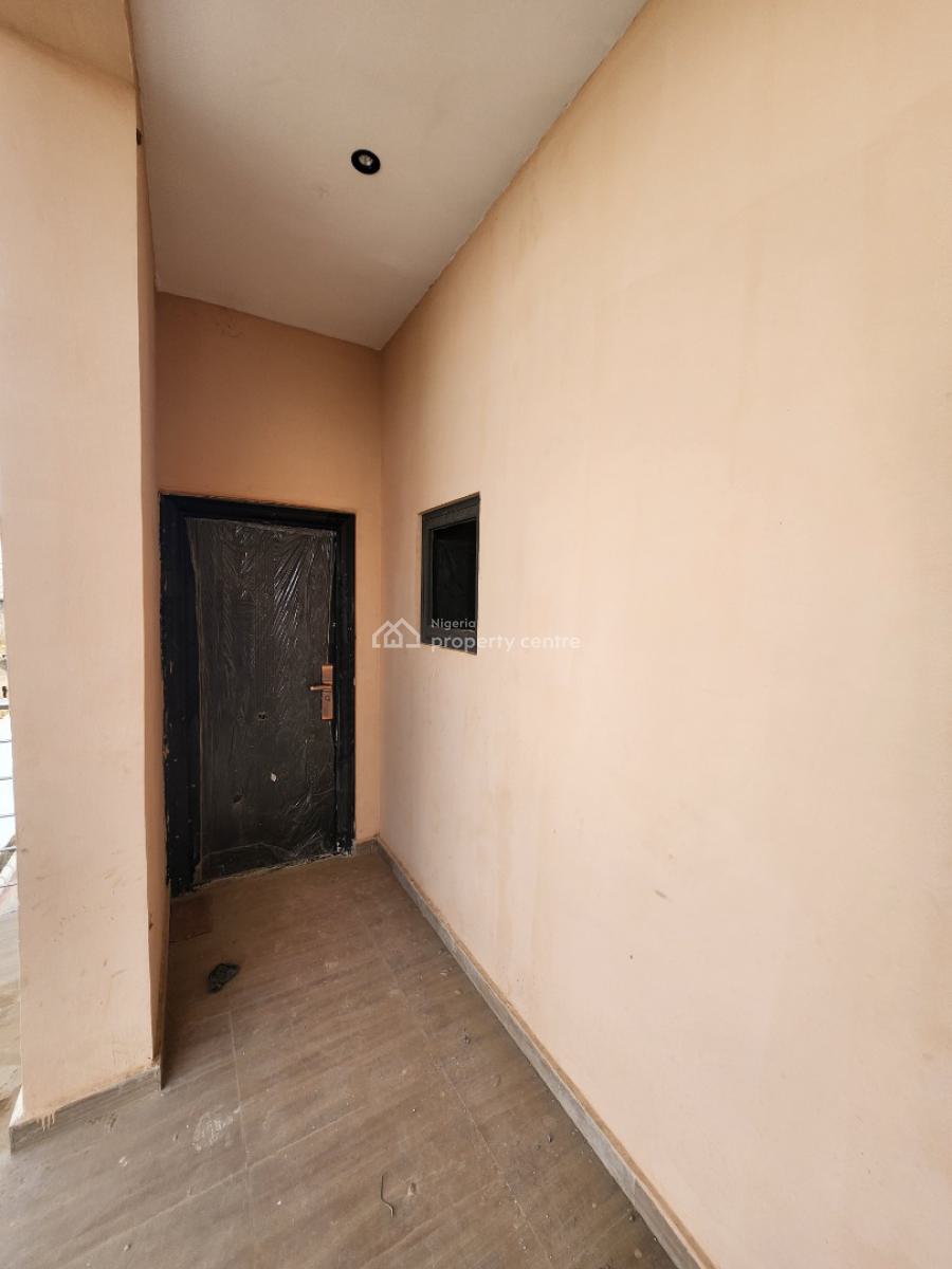 Newly Built Spacious 3 Bedroom Apartment with Bq in Jahi, Jahi, Jahi, Abuja, Block of Flats for Sale