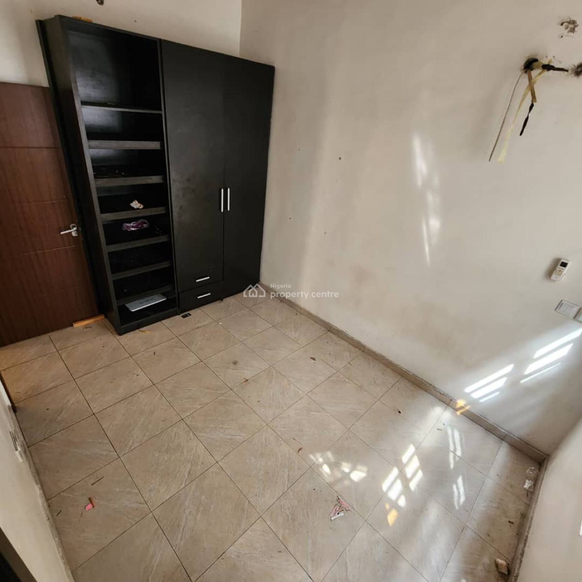 Self Compound 4 Bedroom Semi Detached Duplex, Orchid Road Eleganza Bustop Lekki Lagos, Lekki, Lagos, Semi-detached Duplex for Rent