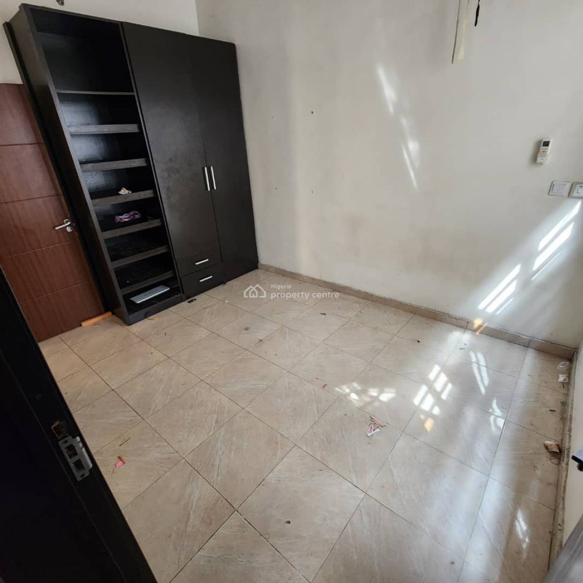 Self Compound 4 Bedroom Semi Detached Duplex, Orchid Road Eleganza Bustop Lekki Lagos, Lekki, Lagos, Semi-detached Duplex for Rent