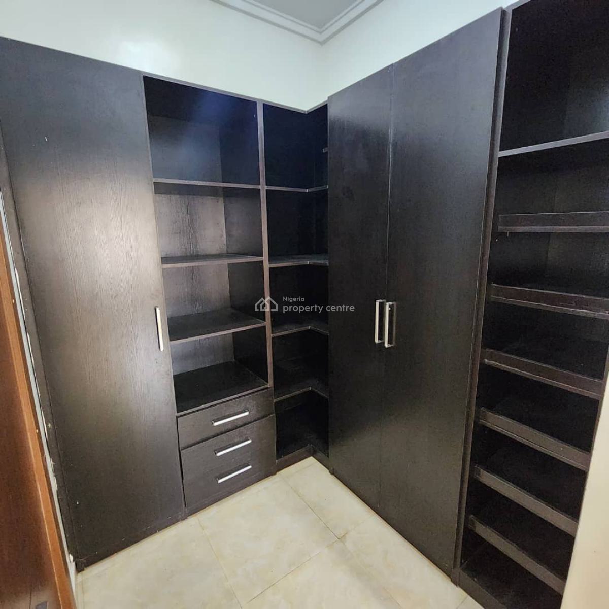 Self Compound 4 Bedroom Semi Detached Duplex, Orchid Road Eleganza Bustop Lekki Lagos, Lekki, Lagos, Semi-detached Duplex for Rent