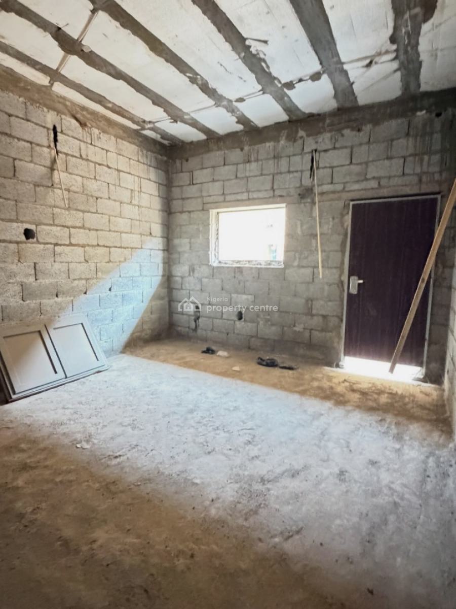 6 Bedroom Semidetached Duplex in Apo Dutse, Apo, Abuja, Semi-detached Duplex for Sale