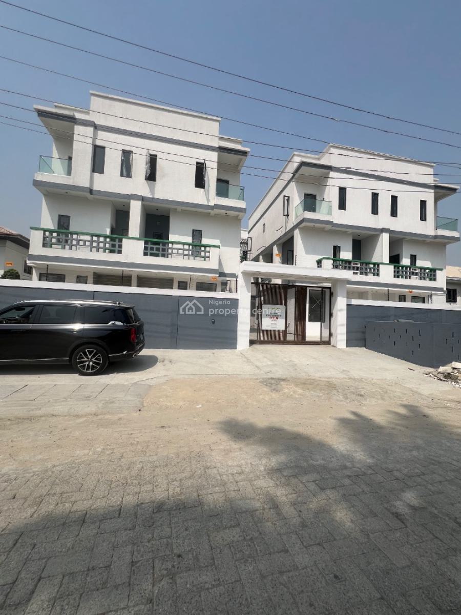 Spacious Semidetached Duplex with Amazing Facilities Lekki Phase 1, Lekki Please 1, Lekki Phase 1, Lekki, Lagos, Semi-detached Duplex for Sale