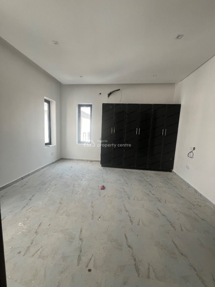 Spacious Semidetached Duplex with Amazing Facilities Lekki Phase 1, Lekki Please 1, Lekki Phase 1, Lekki, Lagos, Semi-detached Duplex for Sale