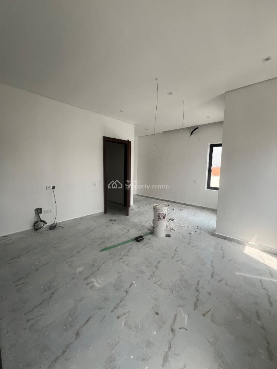 Spacious Semidetached Duplex with Amazing Facilities Lekki Phase 1, Lekki Please 1, Lekki Phase 1, Lekki, Lagos, Semi-detached Duplex for Sale