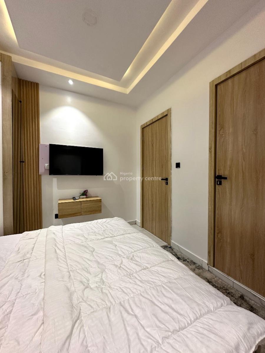 Luxurious 1bedroom Apartment with Pool, Patio, Open Terrace, Mini Mart, Akoka, Yaba, Lagos, Block of Flats for Sale