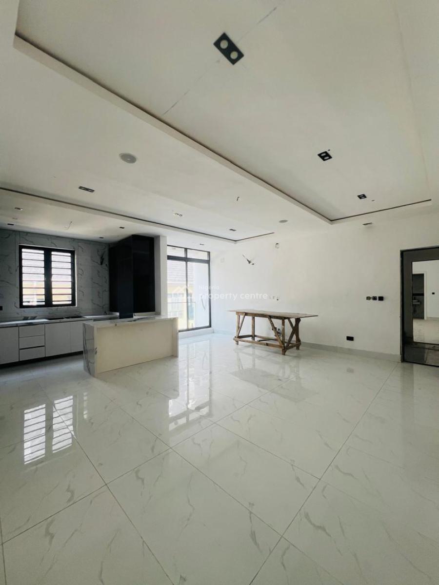 Luxury 2 Bedroom Apartment, Freedom Way, Lekki Phase 1, Lekki, Lagos, Flat / Apartment for Sale