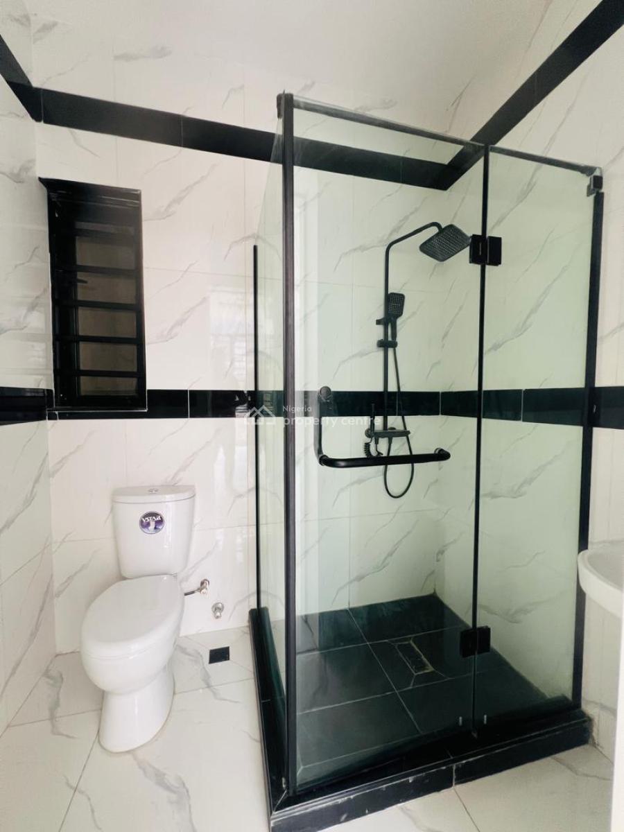 Luxury 2 Bedroom Apartment, Freedom Way, Lekki Phase 1, Lekki, Lagos, Flat / Apartment for Sale