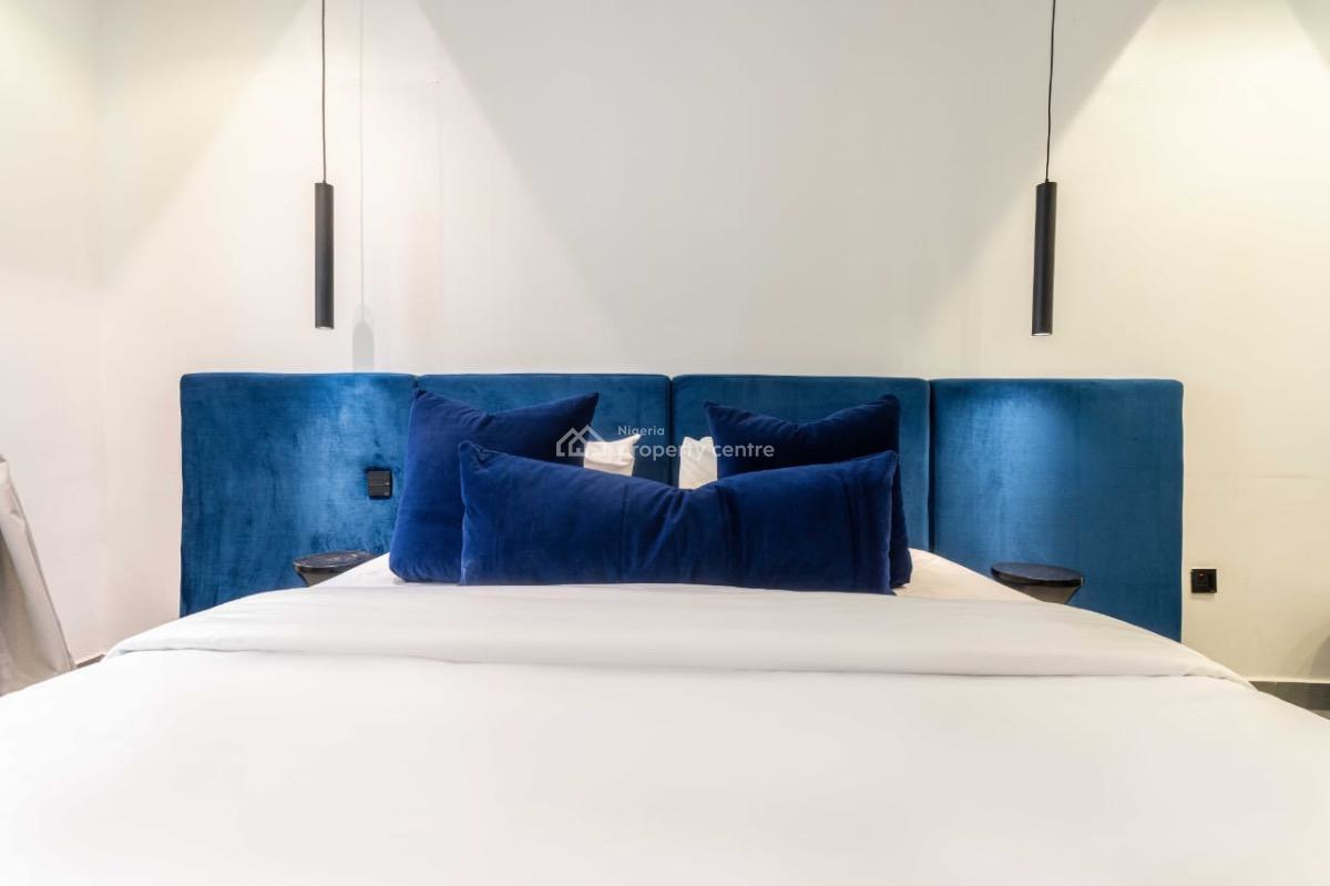 Luxury Styled 3-bedroom Apartment, Phase 1, Lekki, Lagos, Flat / Apartment Short Let