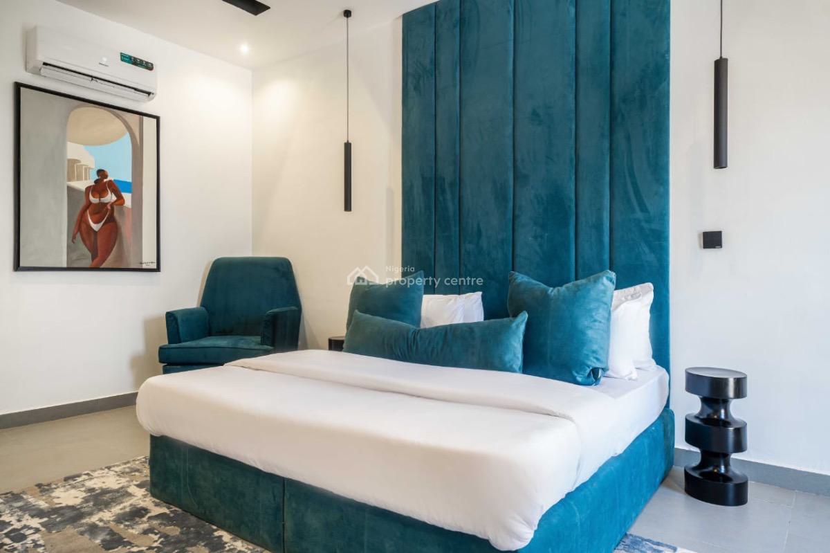 Well-spaced 2-bedroom Serviced Apartment, Phase 1, Lekki, Lagos, Flat / Apartment Short Let