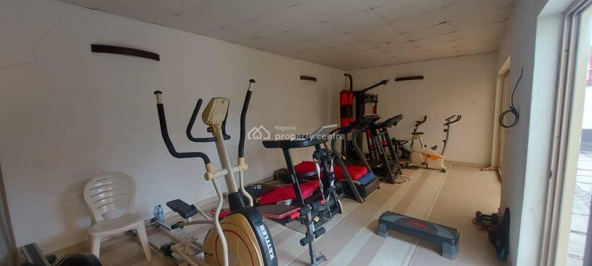 Fully Service 4 Bedrooms,well-proportioned, Two Kitchens, Pool, Gym, Can Be Rented Unfurnished, Old Ikoyi, Ikoyi, Lagos, House for Rent