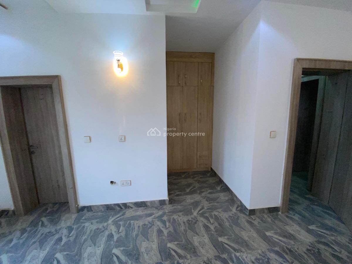 2 Bedroom Flat with Bq, Jahi, Abuja, Flat / Apartment for Rent