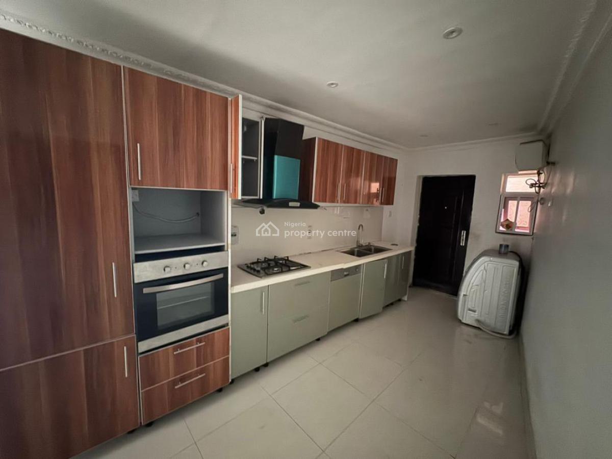 Oceanview Spacious 3 Bedroom Maisonette with Bq,, 2rd Avenue Ikoyi, Ikoyi, Lagos, Flat / Apartment for Rent