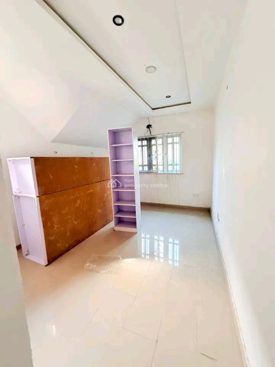 Luxury Ensuit 4bedroom Semidetached Duplex in a Secured Estate, in a Secured Estate, Anthony, Maryland, Lagos, Block of Flats for Sale