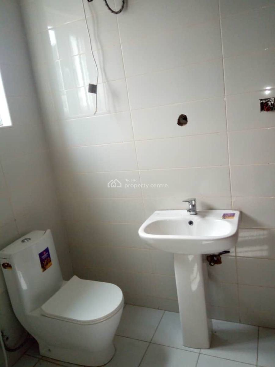 5bedroom Detached House with Bq, Akora Estate Adeniyi Jones Ikeja, Ikeja, Lagos, Detached Duplex for Sale