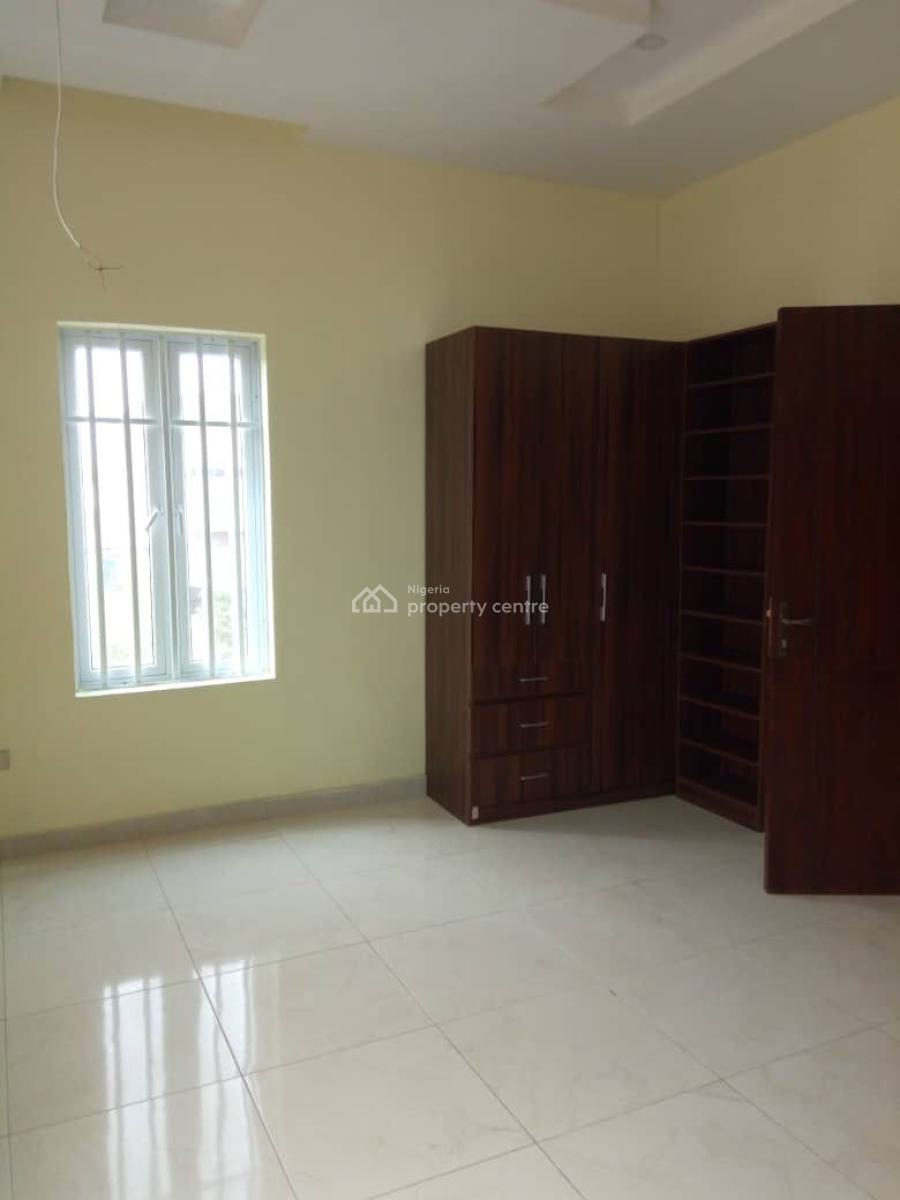 5bedroom Detached House with Bq, Akora Estate Adeniyi Jones Ikeja, Ikeja, Lagos, Detached Duplex for Sale