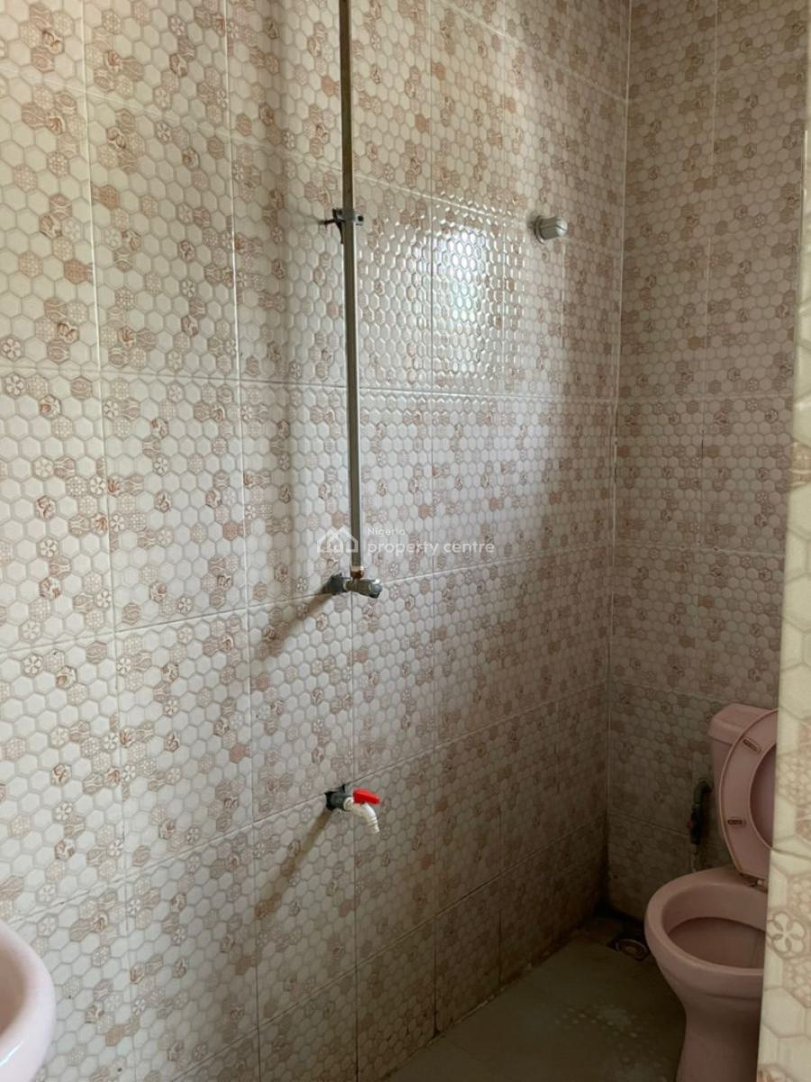 Relatively New 2bedroom, Off Agidi Road Alapere, Alapere, Ketu, Lagos, Flat / Apartment for Rent