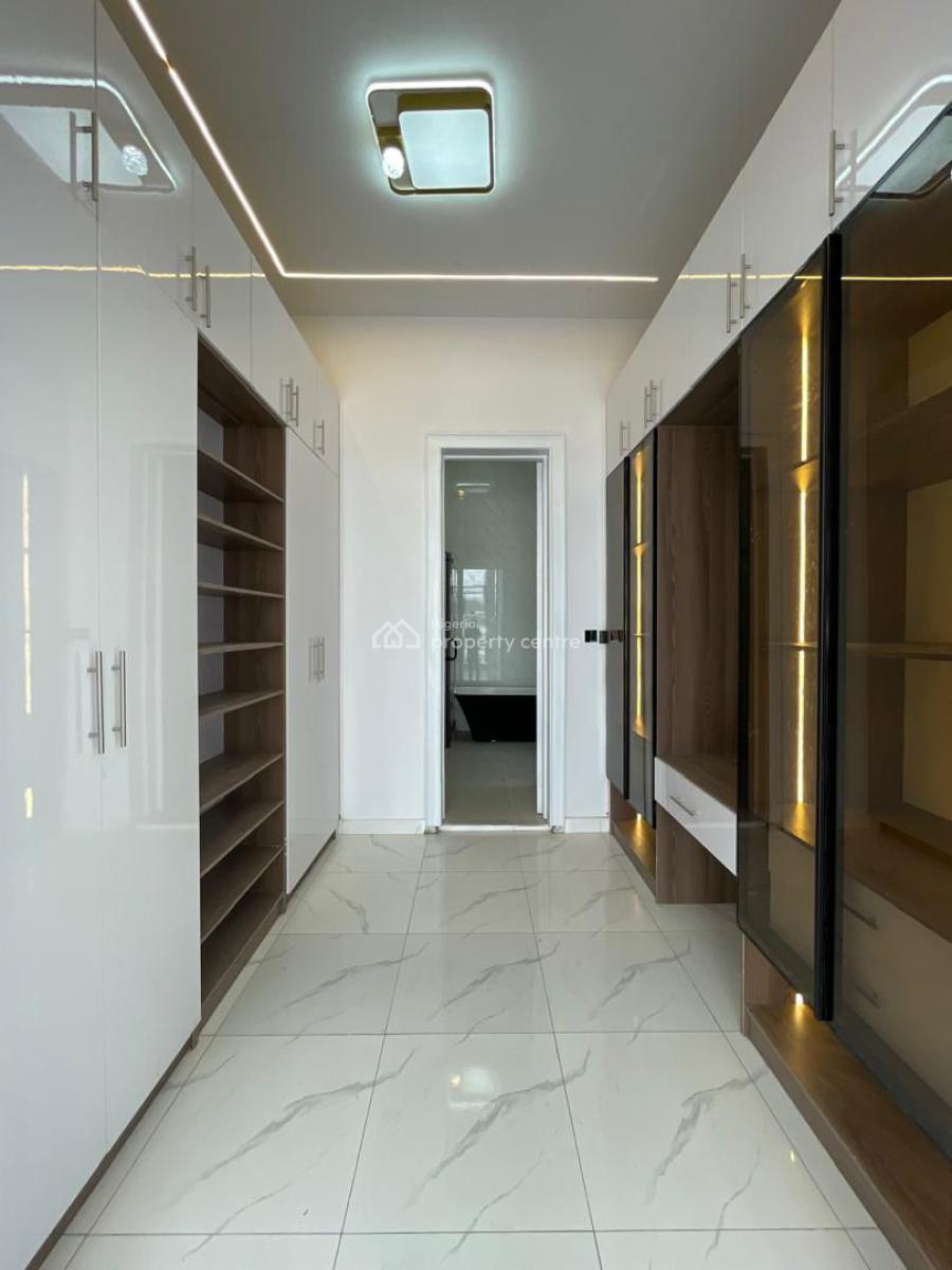 Tastefully Built 5 Bedroom Fully Detached Duplex with  Bq., Lekki, Lagos, Detached Duplex for Sale