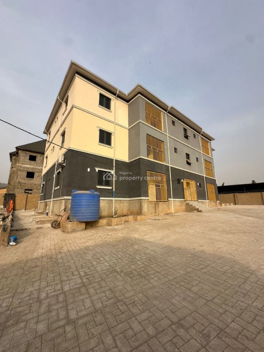 Well Built 2 Beds Apartment, Dawaki, Gwarinpa, Abuja, Flat / Apartment for Sale