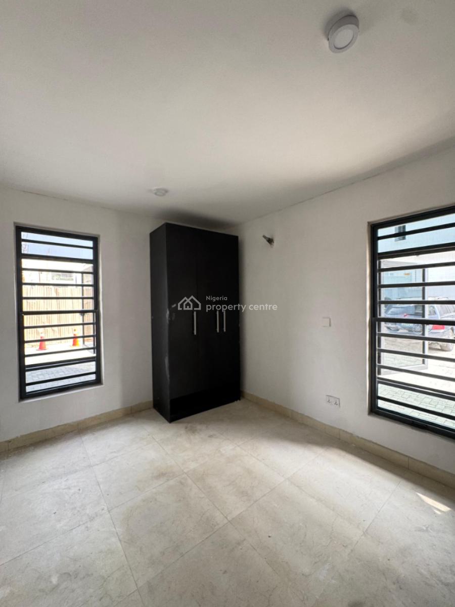 Spacious Fully Serviced 2 Bedroom Apartment, Osapa London, Lekki, Lagos, Block of Flats for Sale