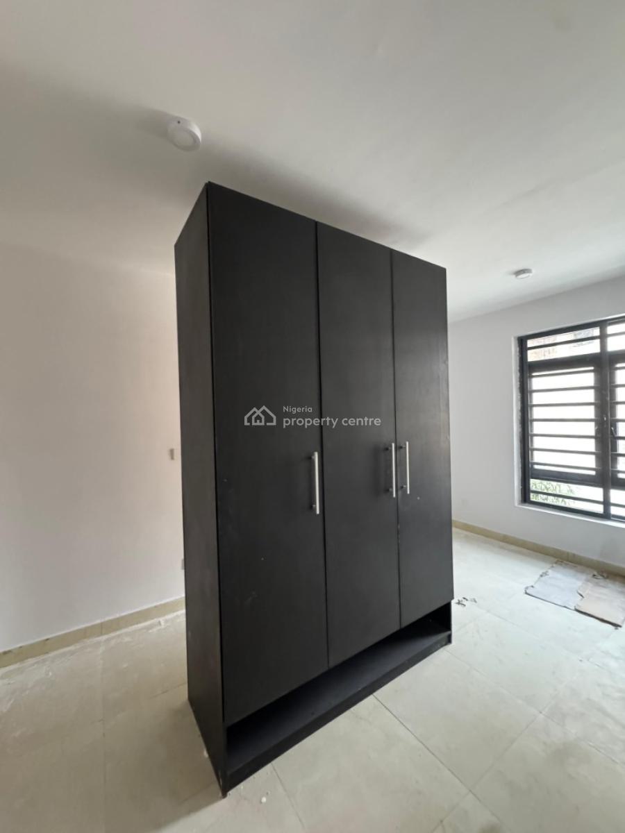 Spacious Fully Serviced 2 Bedroom Apartment, Osapa London, Lekki, Lagos, Block of Flats for Sale