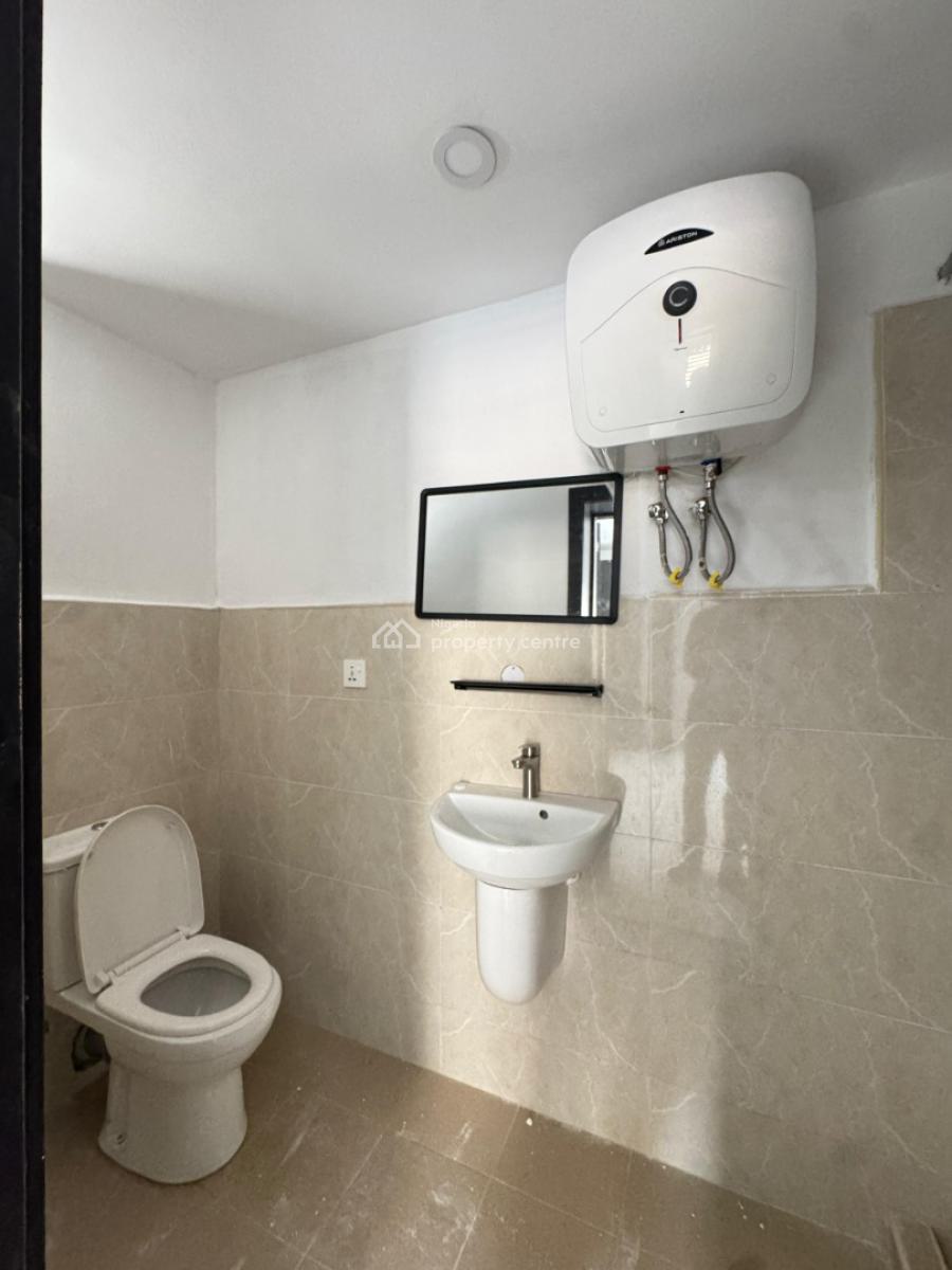 Spacious Fully Serviced 2 Bedroom Apartment, Osapa London, Lekki, Lagos, Block of Flats for Sale