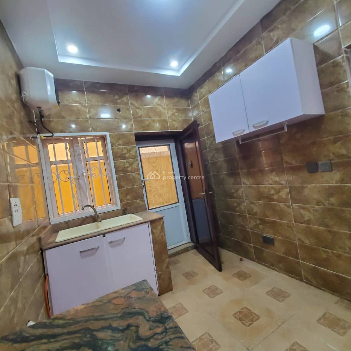 2 Bedroom Flat, Sliver Land Estate, Sangotedo, Ajah, Lagos, Flat / Apartment for Rent