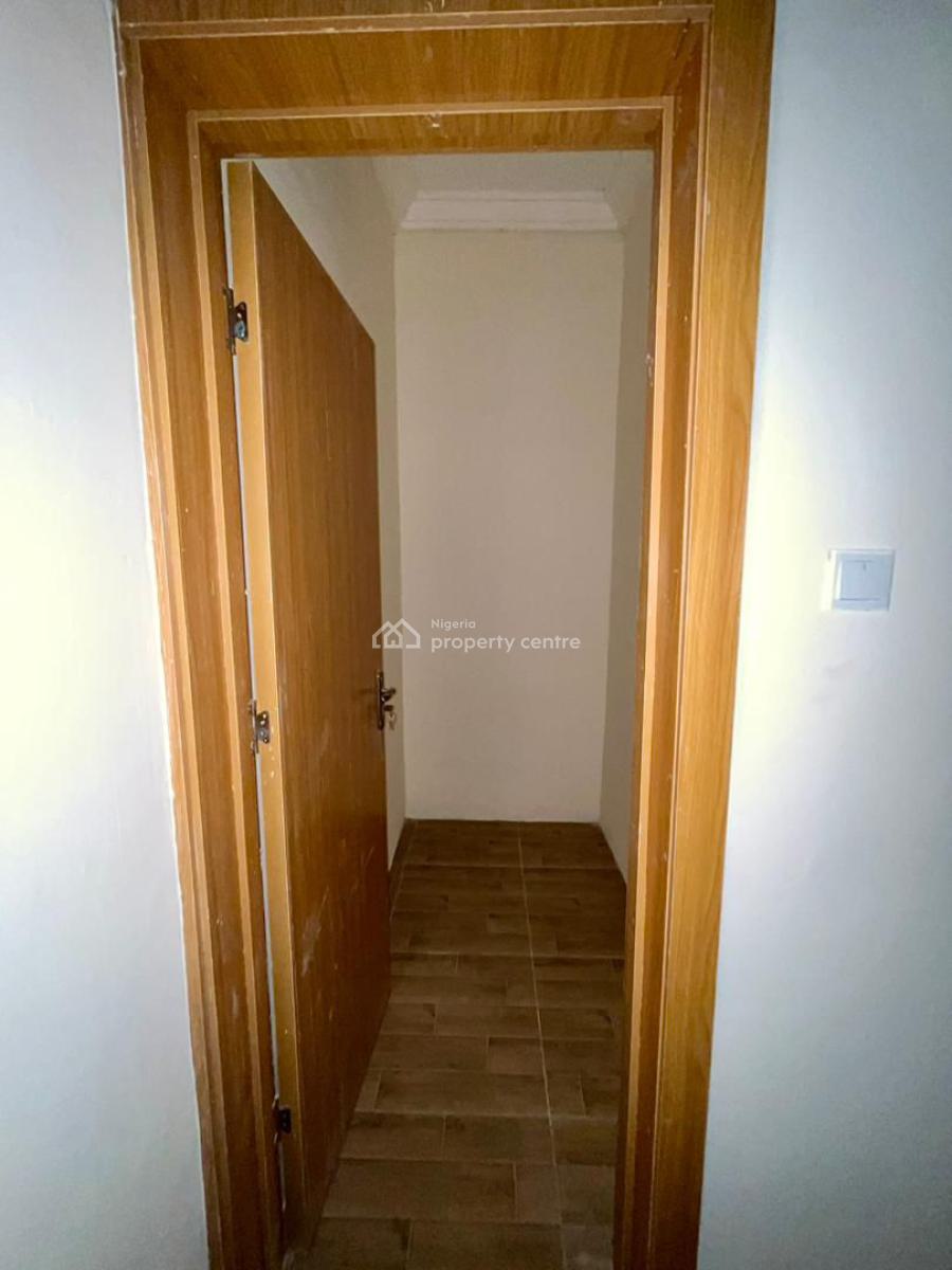 Elegant 4-bedroom Semi-detached Duplex + Maids Room & Security House, New Road, Opposite Chevron, Lekki, Lagos, Lekki Phase 2, Lekki, Lagos, Semi-detached Duplex for Rent