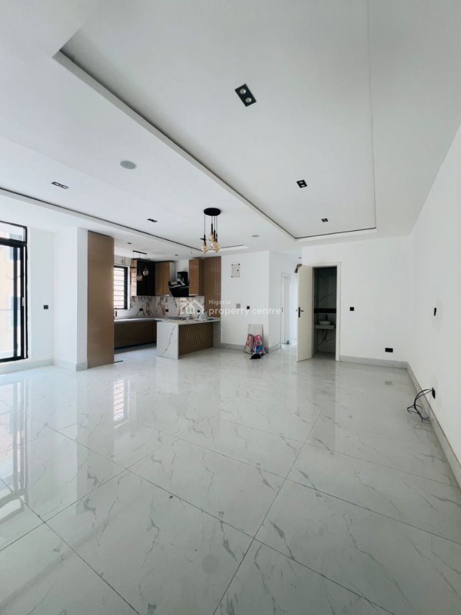 Lovely 2 Bedroom Luxury Apartment in Leeds 1, Lekki Phase 1, Lekki, Lagos, Block of Flats for Sale