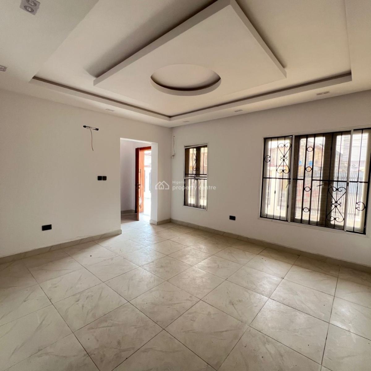 5 Bedroom Maisonette with Bq, Lekki Phase 1, Lekki, Lagos, Block of Flats for Sale