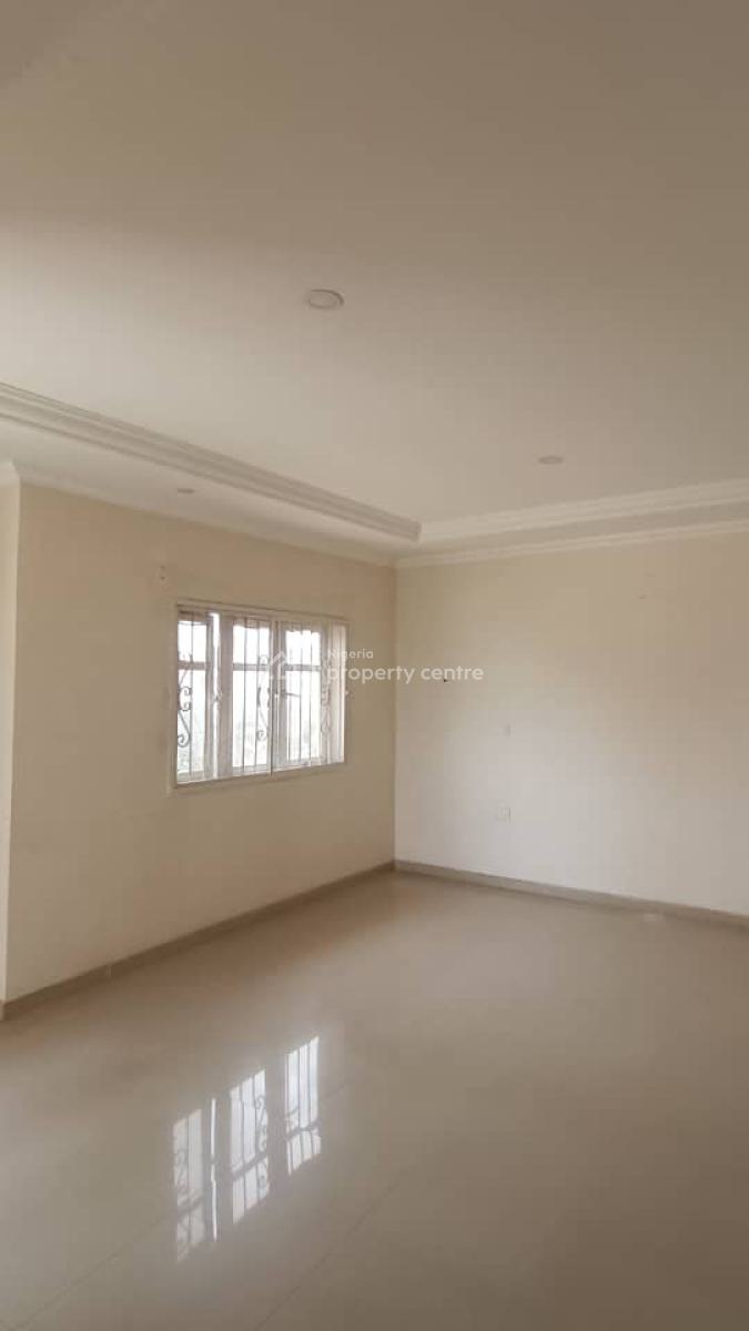 Very Spacious Shared Apartment, Abraham Adesanya, Lekki Phase 2, Lekki, Lagos, Flat / Apartment for Rent