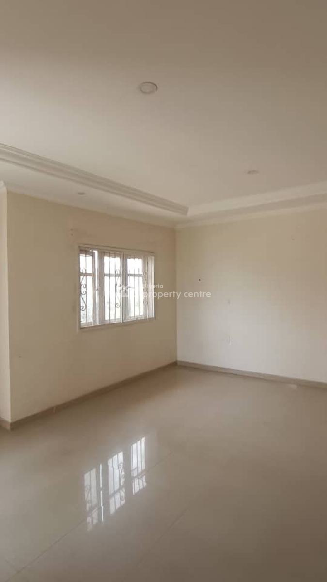 Very Spacious Shared Apartment, Abraham Adesanya, Lekki Phase 2, Lekki, Lagos, Flat / Apartment for Rent