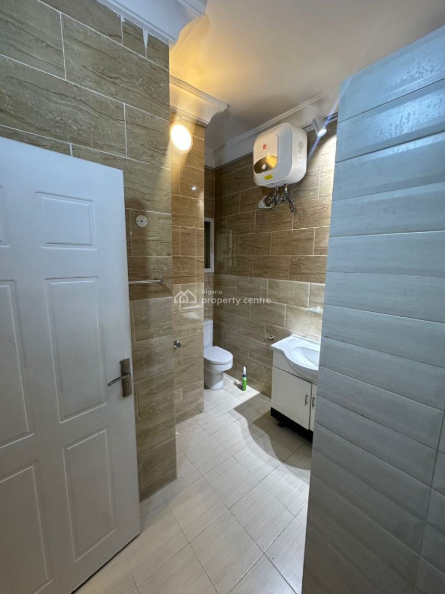 Clean and Spacious 4-bedroom Townhouse with Bq, Ikoyi, Lagos, Flat / Apartment for Sale