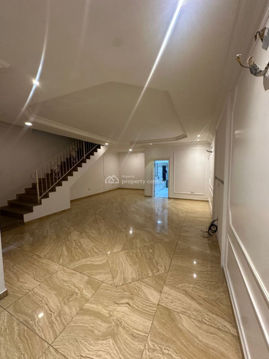 Clean and Spacious 4-bedroom Townhouse with Bq, Ikoyi, Lagos, Flat / Apartment for Sale