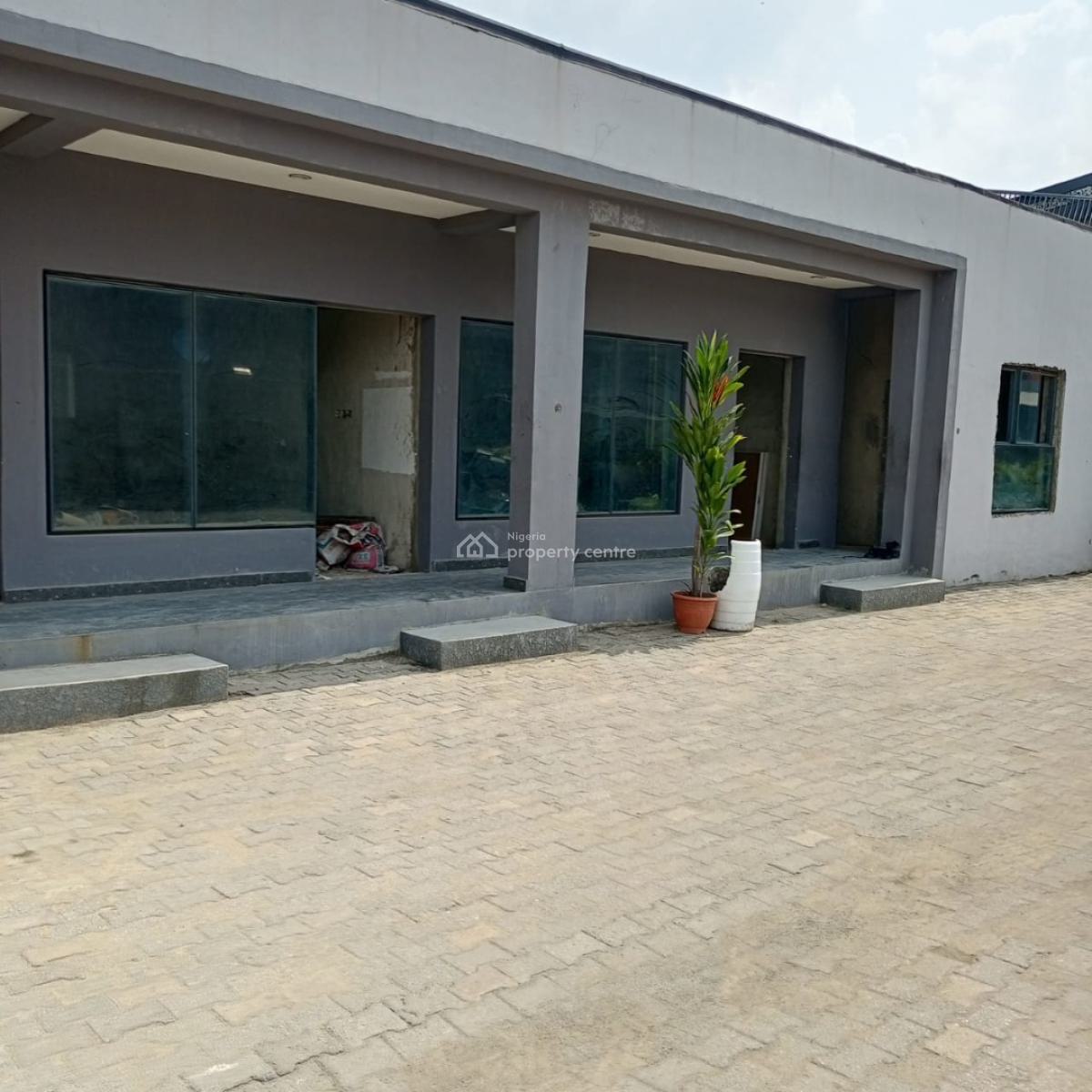a Massive Shop Facing The Express, Ajah, Lekki, Lagos, Shop for Rent