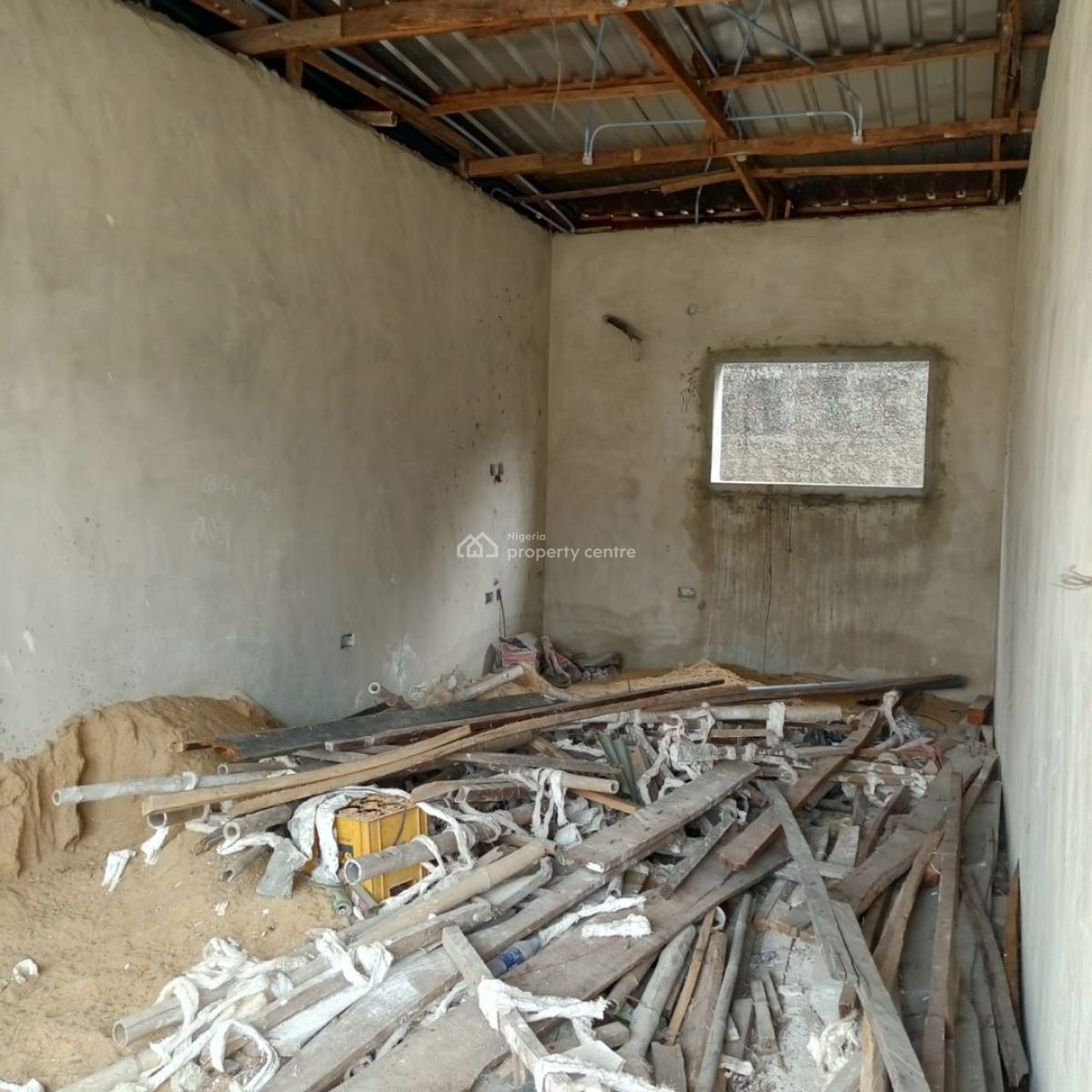 a Massive Shop Facing The Express, Ajah, Lekki, Lagos, Shop for Rent