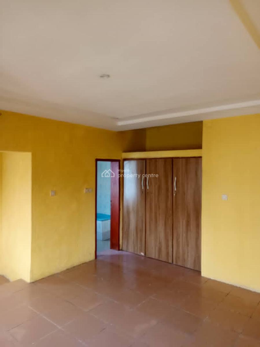 Newly Renovated 4 Bedroom Flat Apartment, Omole Phase 1, Omole Phase 1, Ikeja, Lagos, Flat / Apartment for Rent
