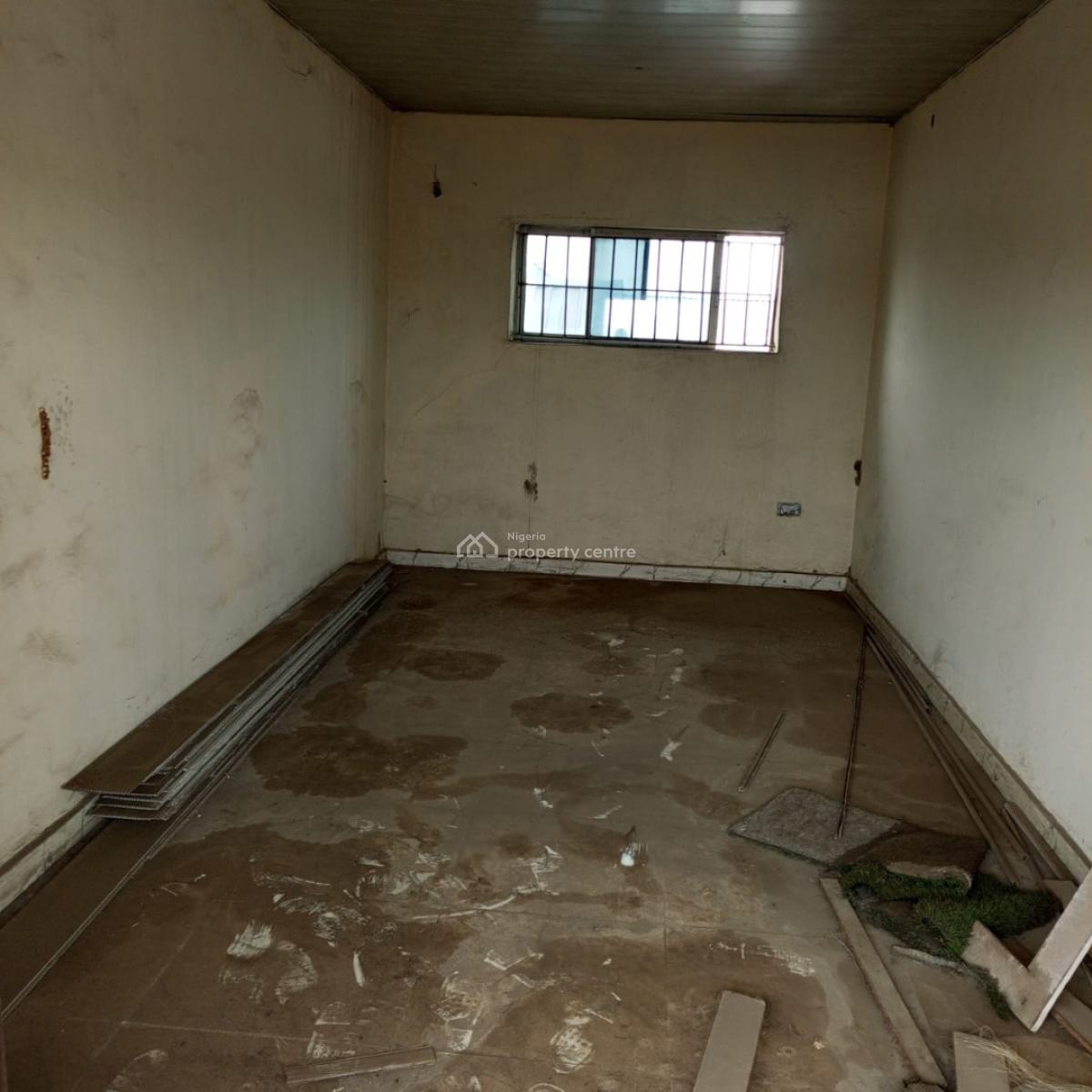 Shop Facing The Express, Ado, Ajah, Lagos, Shop for Rent