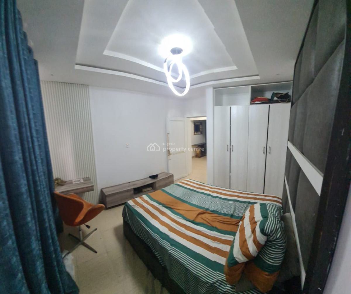 Nicely Finished 3 Bedroom Flat ( 1st Floor ), Fashola Estate Monastery Road Sangotedo, Sangotedo, Ajah, Lagos, Flat / Apartment for Sale