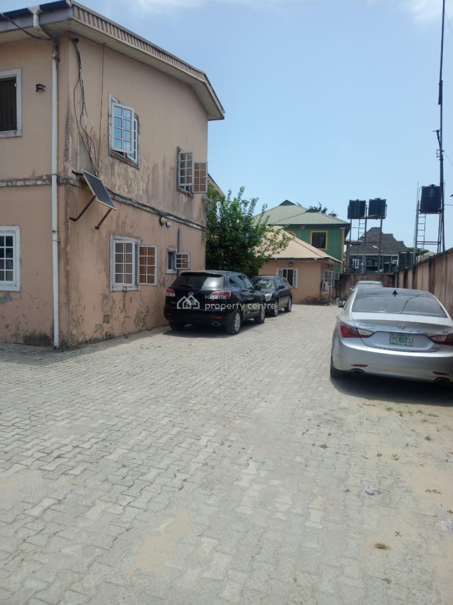 Massive 8 Units of 2 Bedroom and 4 Units of Room & Parlor, Ologunfe, Awoyaya, Ibeju Lekki, Lagos, Block of Flats for Sale