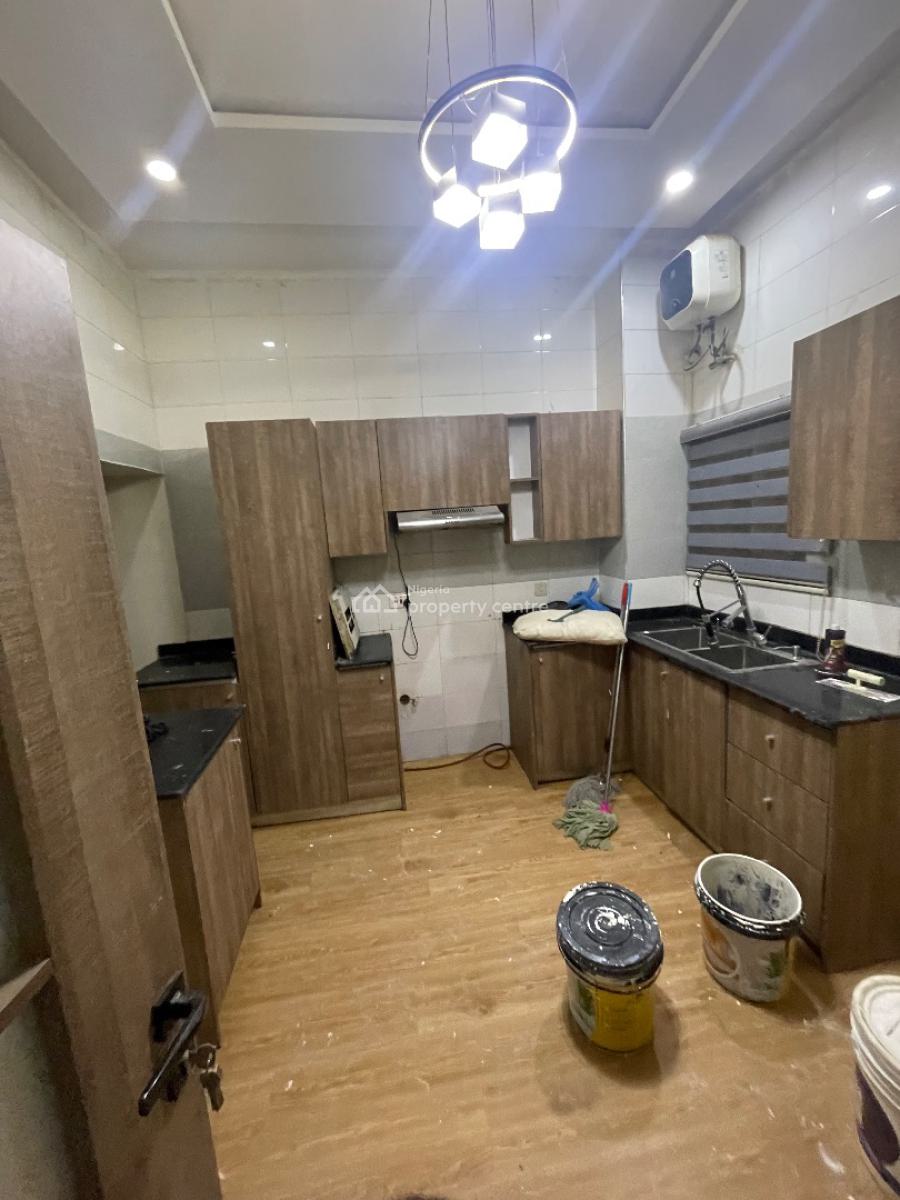 Beautiful, Neat, Solidly Built, Well-finished 3 Bedroom Apartment, Dawaki, Gwarinpa, Abuja, Flat / Apartment for Sale