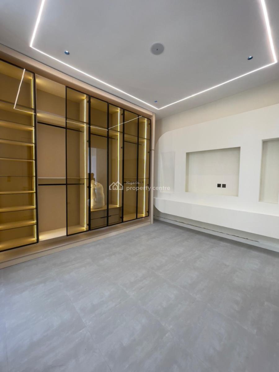 Spacious 6 Bedroom Fully Detached Smart Home with 3bqs, Banana Island, Ikoyi, Lagos, Detached Duplex for Sale