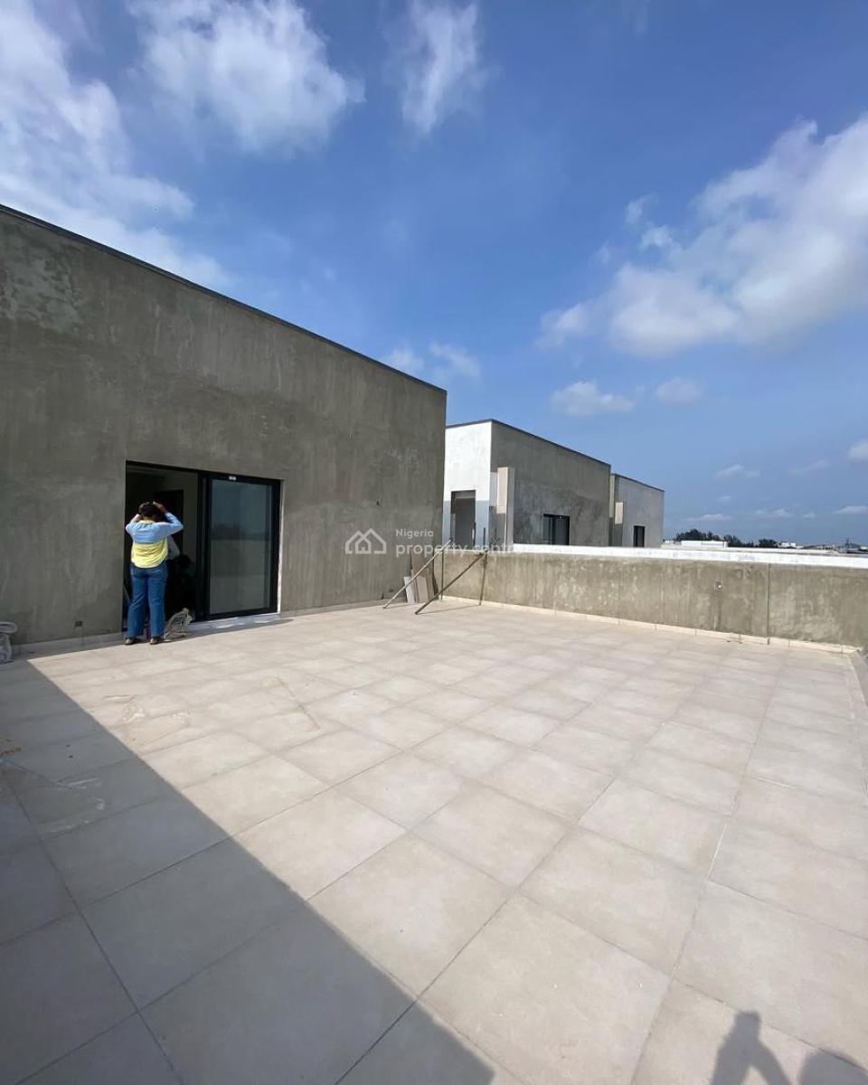 Spacious 6 Bedroom Fully Detached Smart Home with 3bqs, Banana Island, Ikoyi, Lagos, Detached Duplex for Sale