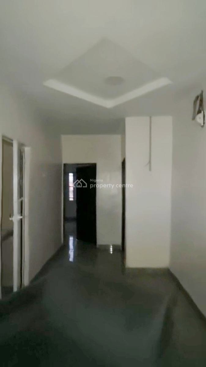 Decent Two Bedroom Apartment, Off Ijesha Road, Itire, Surulere, Lagos, Flat / Apartment for Rent