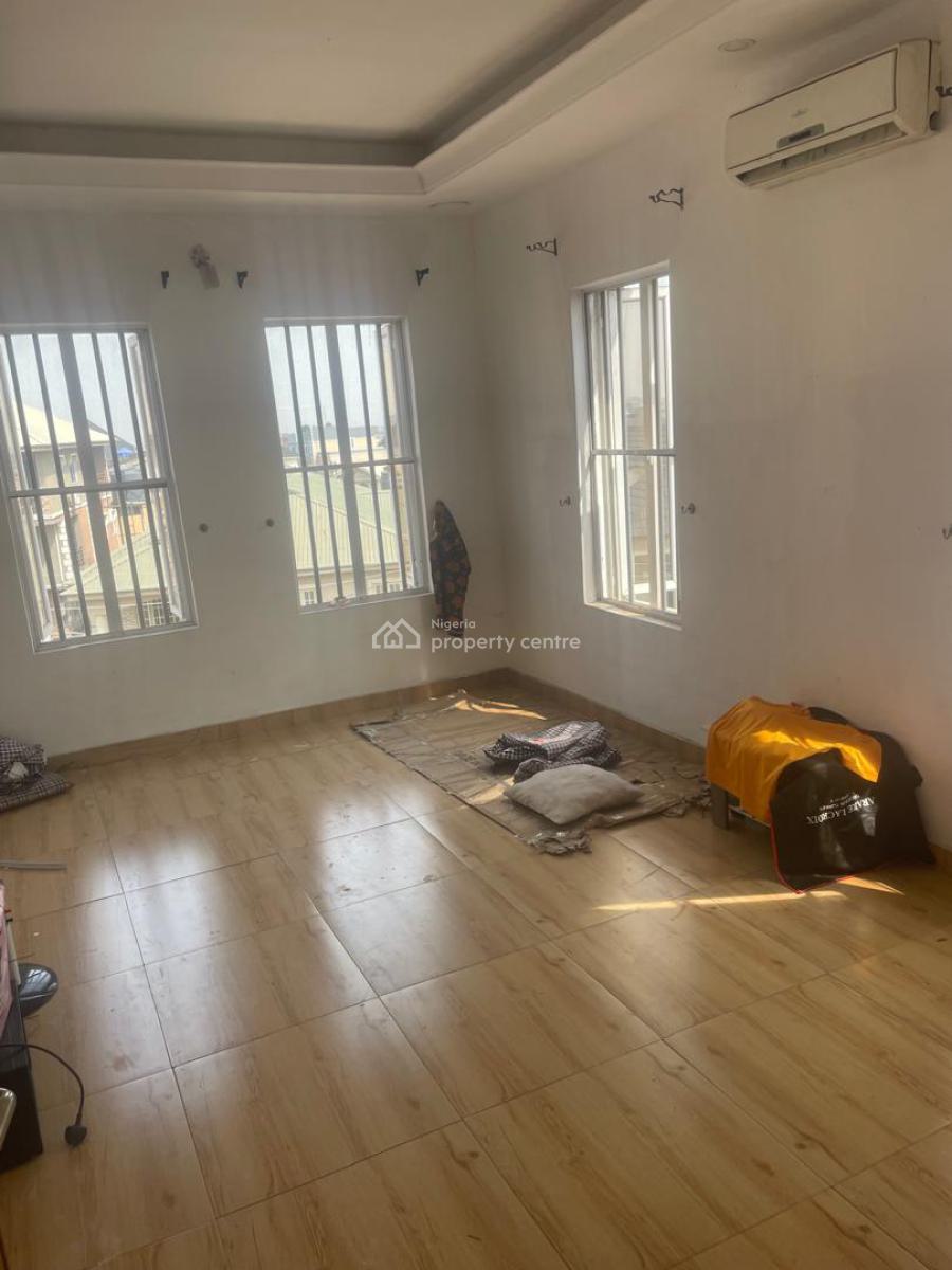 4 Bedroom Semi Detached Duplex, Magodo Phase 2, Gra Phase 2, Magodo, Lagos, Semi-detached Duplex for Rent